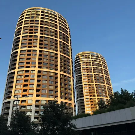 Sky Park No Compromise With Parking *